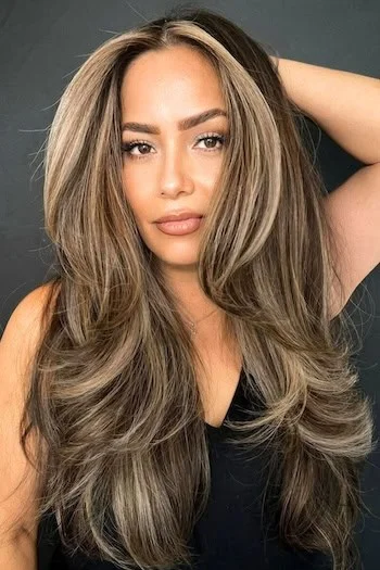 Dimensional Bronde Layers with Voluminous Blowout