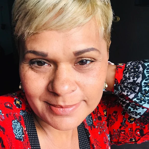 Bright Blonde Pixie with Short Piecey Layers