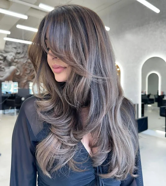Hairstylist with gloves