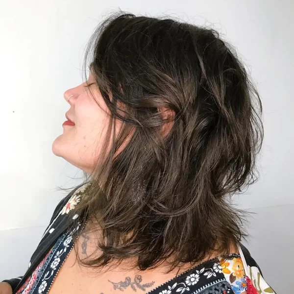 Effortless Choppy Brunette Bob with Shaggy Layers