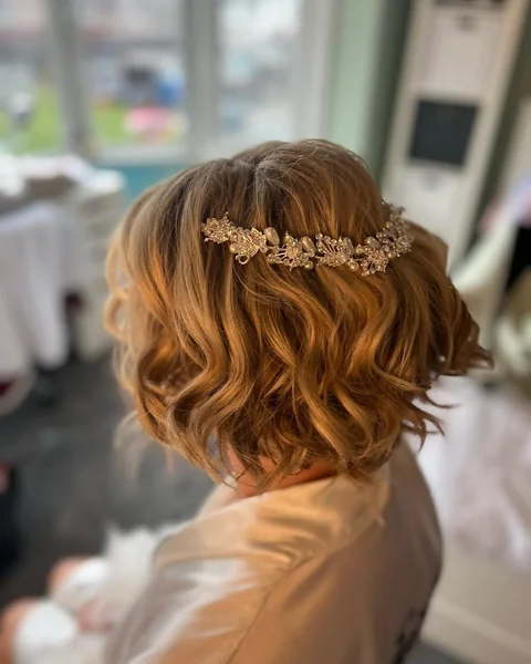 short bob wedding hairstyles