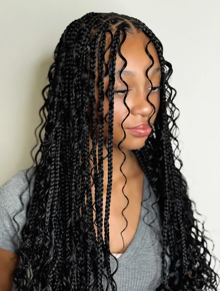 Long Black Knotless Braids with Curly Ends