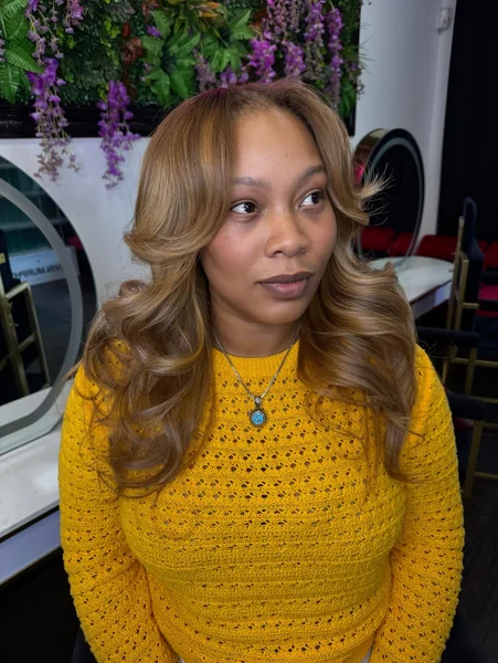 Honey Blonde Body Wave Sew-In