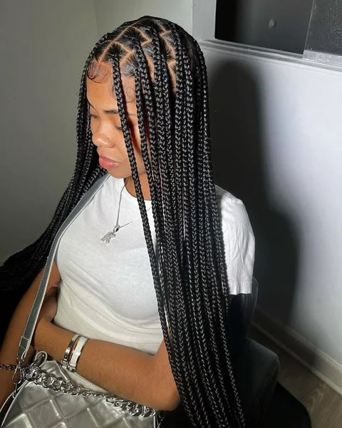 Long Black Knotless Braids, Straight Clean Ends