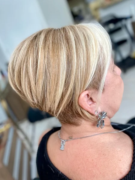 Sleek Rounded Stacked Bob