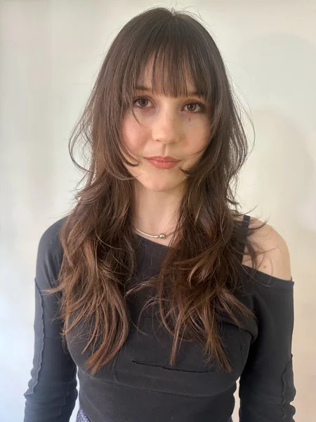Wispy Curtain Fringe Shag