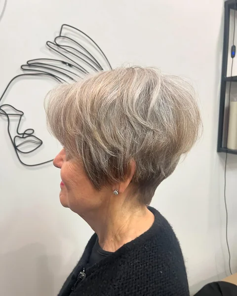 Voluminous Gray-Blonde Wedge