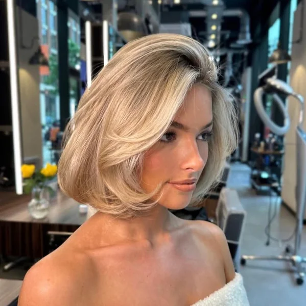 Classic Old Money Blonde Bob
