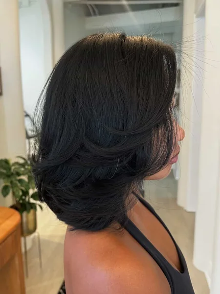 Layered Bob with Flipped Ends
