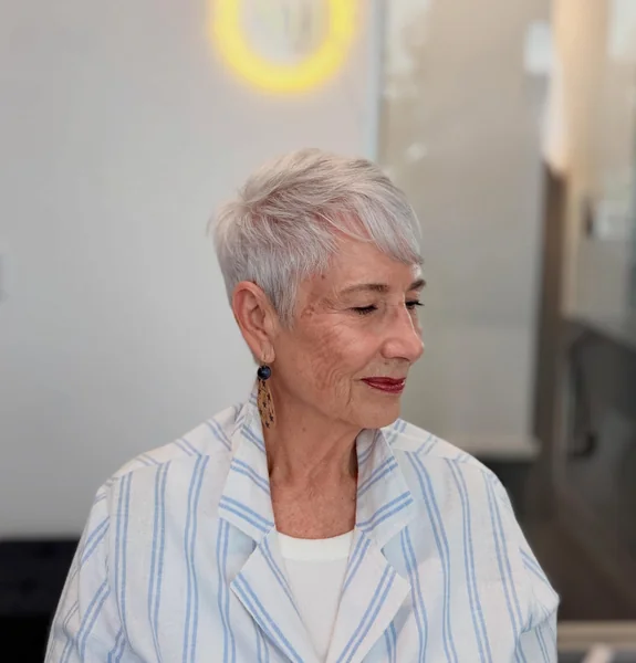 Platinum Pixie with Side Fringe