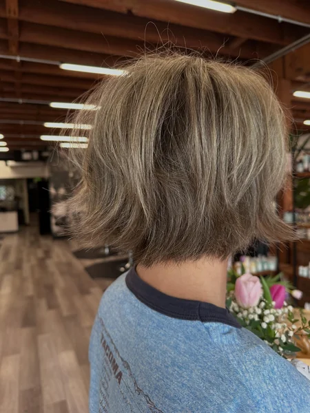 Short Choppy Layered Bob