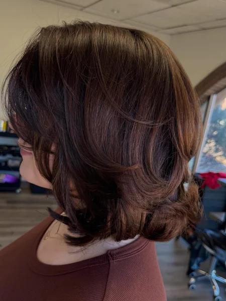 Medium Layered Bob with Bouncy Ends
