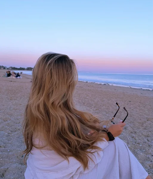 Long Waves At The Beach