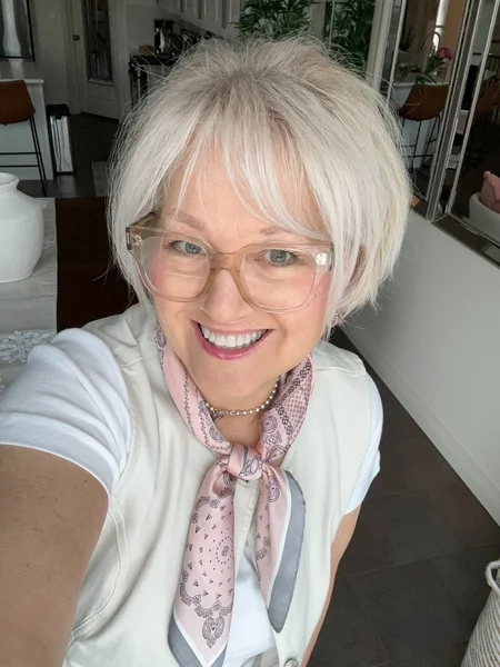 Platinum Bob with Bangs, Glasses