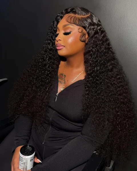 Curly Wig Hairstyle for Black Women