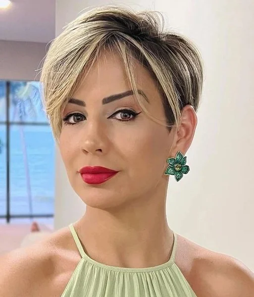 Long Pixie with Dimensional Highlights