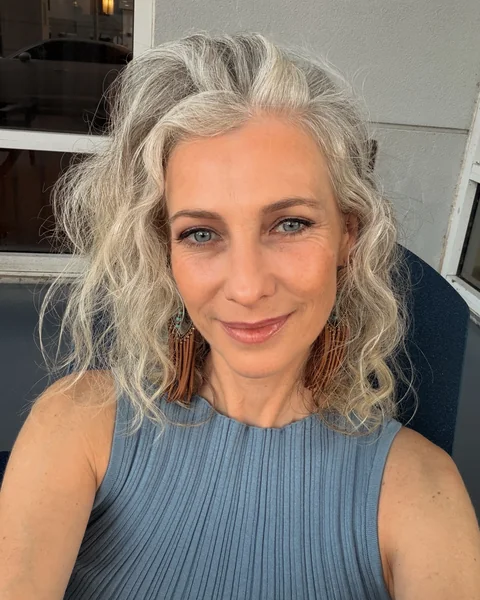 Curly Textured Style for Gray Hair