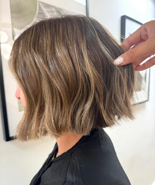 Textured Wavy Bob for Fine Hair
