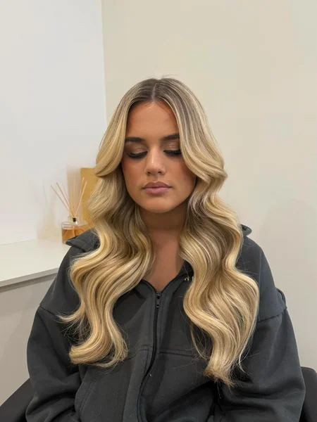Long Wavy Hairstyle for Blonde Hair