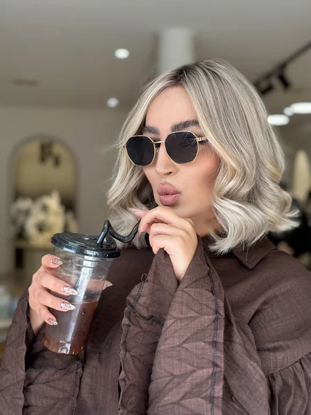 Platinum Wavy Bob Candid