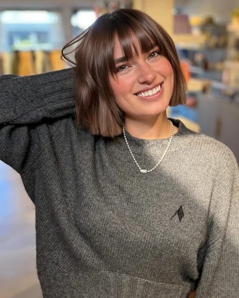 Straight Blunt Bob without Bangs