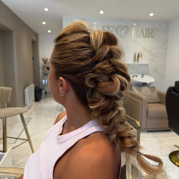 Classic Blonde Bubble Mohawk