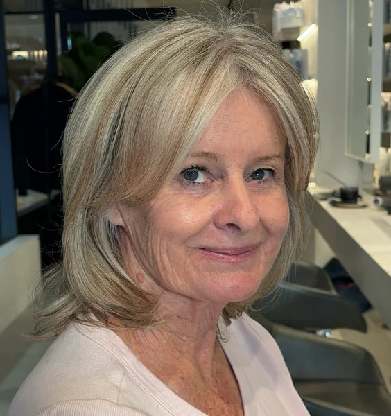 Textured Bob with Side Fringe