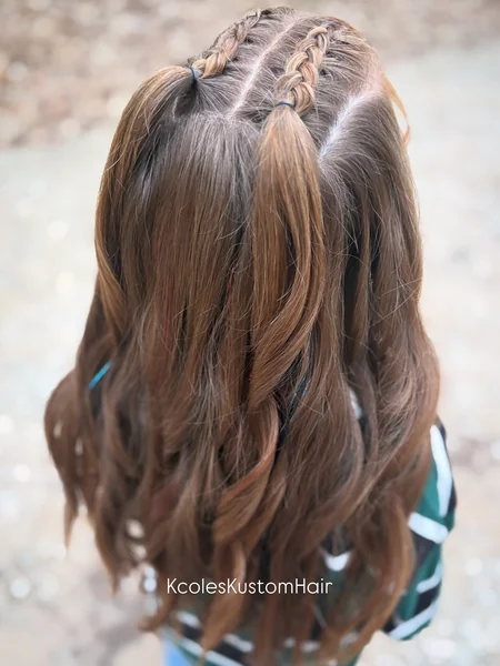 Accent Braids on Loose Wavy Hair