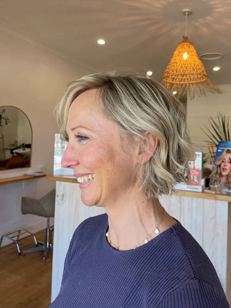Wavy Blonde Bob with Soft Layers