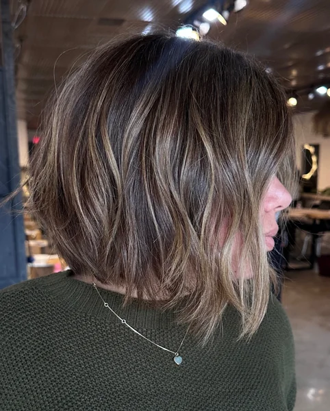 Wavy Balayage Bob for Thick Hair