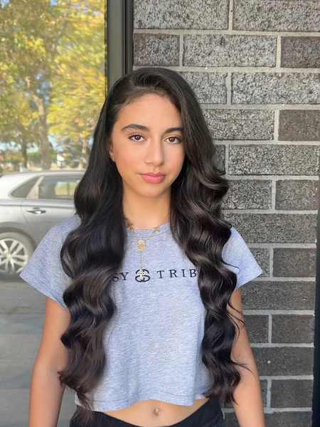 Long Wavy Hairstyle with Defined Curls