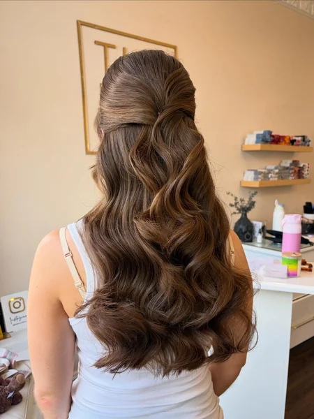 Half-Up Wavy Hairstyle for Reception