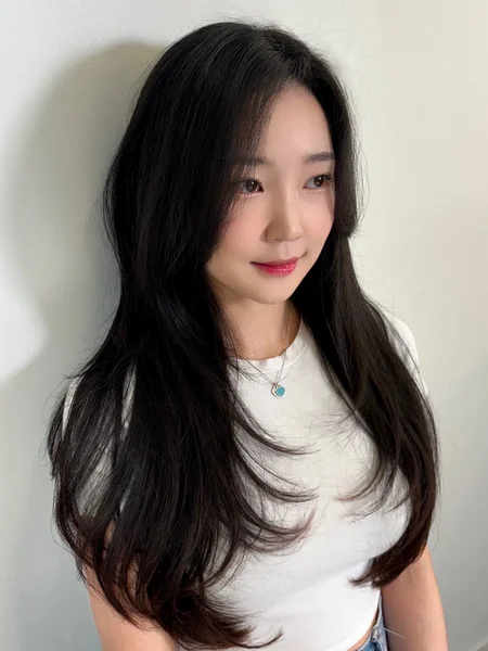Oval Face Layered Haircut with Long Layers