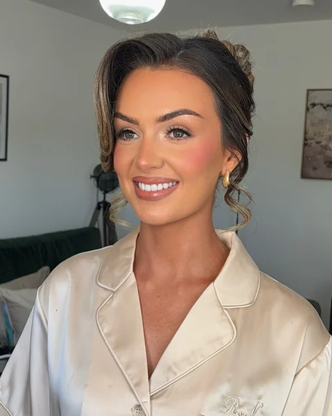 Half-Up Twist with Voluminous Curls