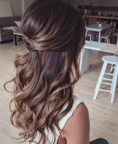 Half-Up Wavy Hairstyle for Long Hair
