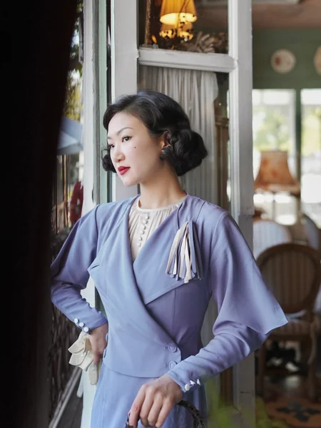 Side Part Finger Wave Half-Updo