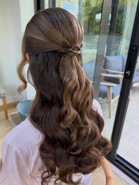 Half-Up Twist with Soft Waves