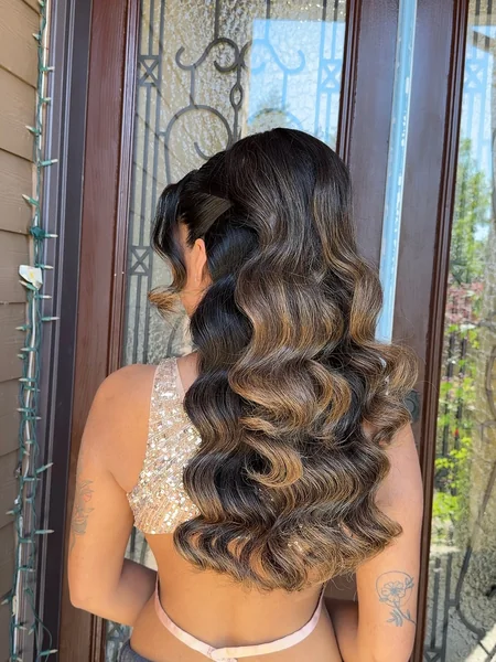 Half-Up Balayage Waves for Reception