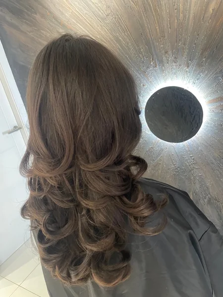 Bouncy Ringlet Blow Dry