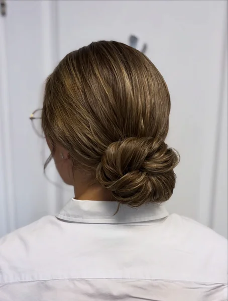 Simple office hairstyles for long hair