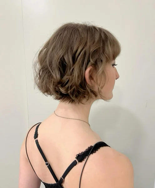 Tousled Wavy Bob with Bangs