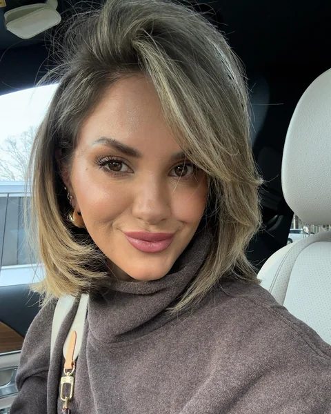 Side-Swept Bob with Blonde Highlights