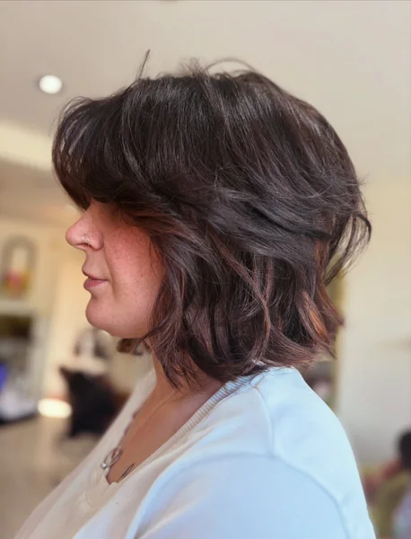 Layered Wavy Bob with Heavy Fringe
