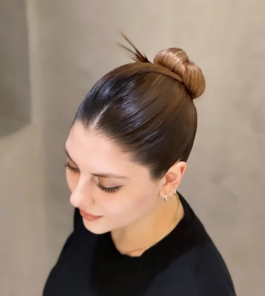 Wet-Look High Top Bun