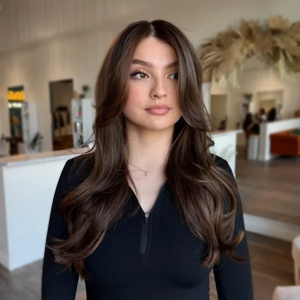 Long Wavy Brunette with Natural Movement
