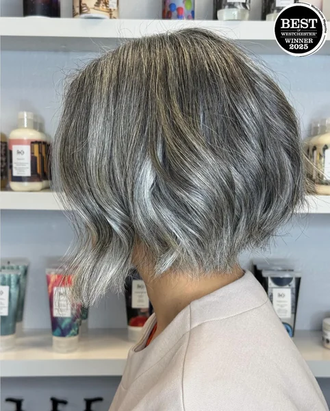 Choppy Wavy Stacked Bob