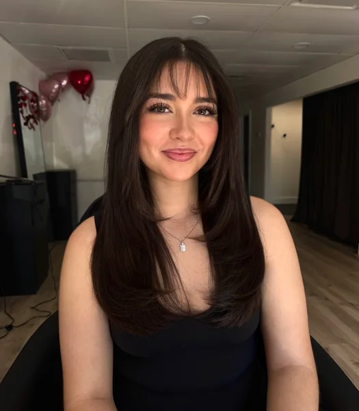 Sleek Brunette Curtain Fringe