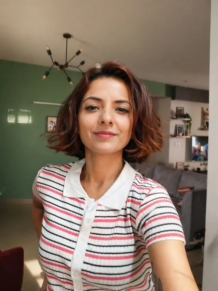 Auburn Wavy Bob for Everyday Wear