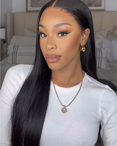 Soft Glam Middle Part