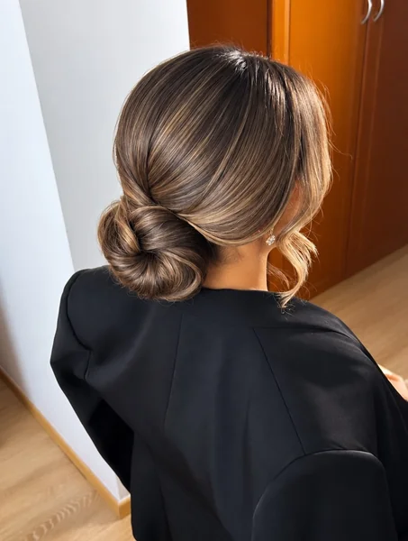 Office Low Chignon